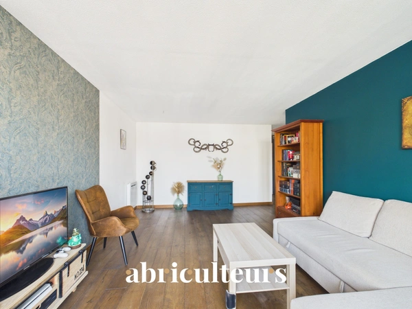 Appartement 3 pièces dernier étage avec balcon sans vis-à-vis en vente à Argenteuil 95100