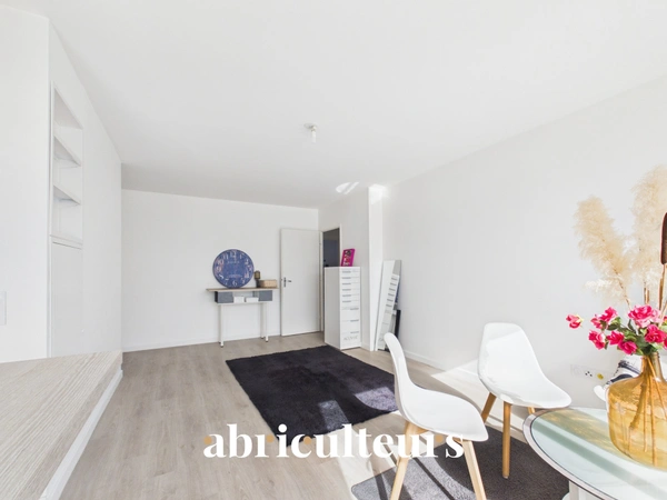 Appartement 4 pièces avec terrasse, balcon et parking<span></span>Argenteuil (95100)
