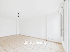 Appartement 3 pièces – 69 m² – Balcon – Box – Argenteuil centre