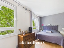 Appartement 4 pièces 76 m² avec loggia, parking et cave — Argenteuil