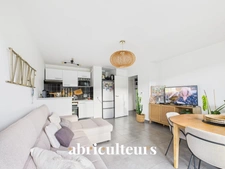 Dernier Étage - 2 Pièces - 44m² - Quartier Calme