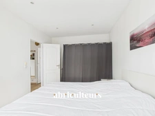 Maison familiale 4 chambres rénovée avec grand jardin, dépendances et stationnements – Argenteuil, secteur calme et recherché