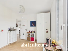 Maison familiale 4 chambres rénovée avec grand jardin, dépendances et stationnements – Argenteuil, secteur calme et recherché