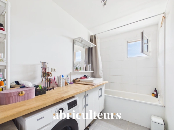Vente Appartement 2 Pièces 37 m² Terrasse 31 m² Dernier Étage & Parking<span></span>Rueil-Malmaison (92500)