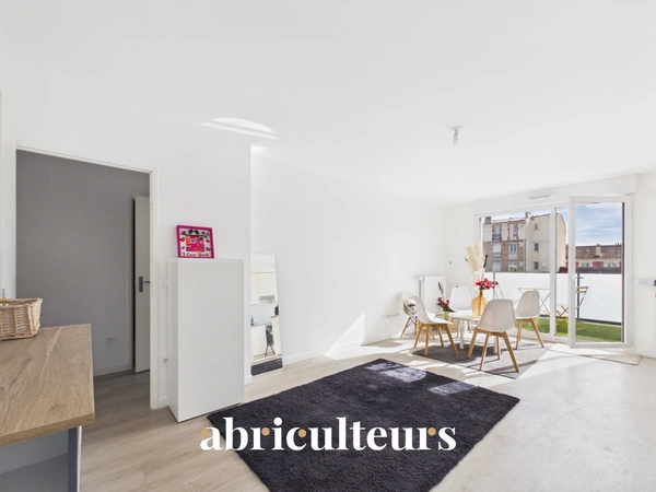 Appartement 4 pièces avec terrasse, balcon et parking<span></span>Argenteuil (95100)