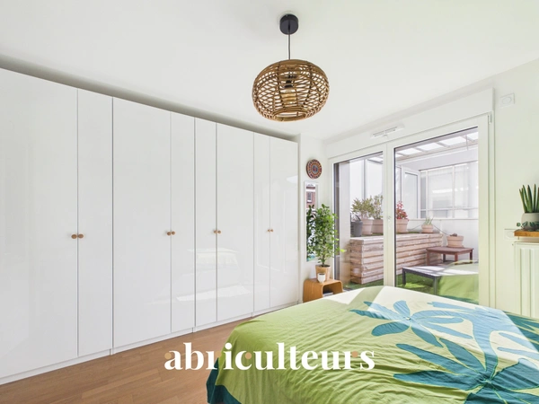 Duplex familial 4/5 pièces de 120 m² avec terrasses — dernier étages — Asnières-sur-Seine