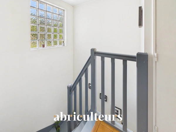 Maison duplex 90m2 avec grande terrasse 36m2 en vente à Paris 20e