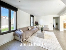 Maison individuelle<span></span>116 m²<span></span>5 pièces<span></span>Le Plessis-Bouchard