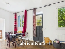 Colombes (92700) – Maison de 46 m² avec terrasse, cour privative et pompe à chaleur