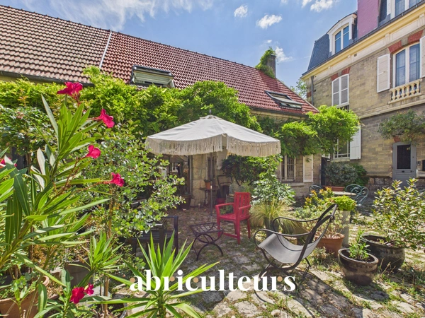 Vente Maison Historique de Charme 103 m²<span></span>Cour Pavée & Terrasse<span></span>Le Pecq (78230)