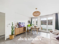Dernier Étage - 2 Pièces - 44m² - Quartier Calme