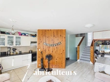 Appartement T3 Duplex<span></span>Dernier étage avec vue dégagée<span></span>Proche Tramway T2 Pont de Bezons