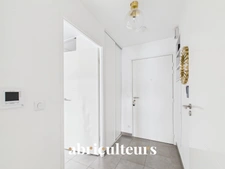 Dernier Étage - 2 Pièces - 44m² - Quartier Calme