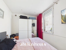 Maison familiale de plain pied - 5 chambres - 134 m²  - avec jardin, terrasse et 3 stationnements — Bezons