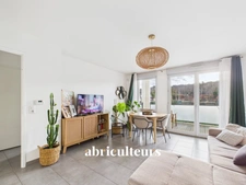 Dernier Étage - 2 Pièces - 44m² - Quartier Calme