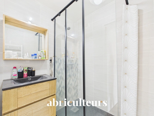 Appartement 3 pièces dernier étage avec balcon sans vis-à-vis en vente à Argenteuil 95100
