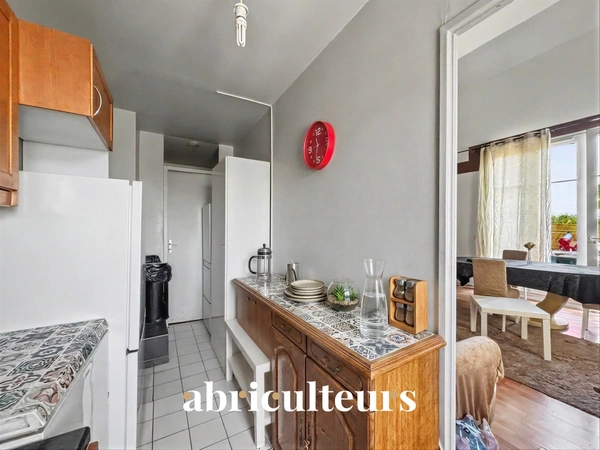 Appartement duplex<span></span>78 m²<span></span>4 pièces<span></span>en vente à Villeneuve-la-Garenne Avenue du Ponant (92390)