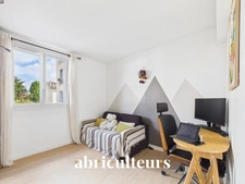 EXCLUSIVITÉ – Appartement familial traversant  secteur prisé