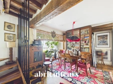 Maison Historique de Charme 103 m² – Cour Pavée & Terrasse – en vente à Le Pecq (78230)