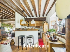Maison Historique de Charme 103 m² – Cour Pavée & Terrasse – en vente à Le Pecq (78230)