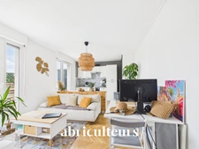 Vente Appartement 2 Pièces 37 m² Terrasse 31 m² Dernier Étage en vente à Rueil-Malmaison (92500)