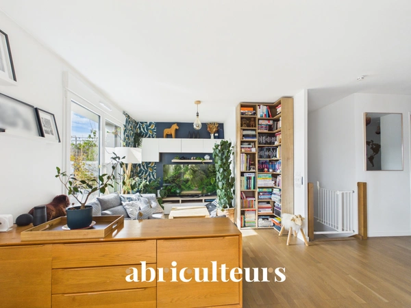 Duplex familial 4/5 pièces de 120 m² avec terrasses — dernier étages — Asnières-sur-Seine