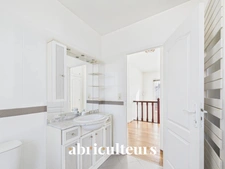 Maison familiale 5 pièces<span></span>88 m²<span></span>Terrasse 40 m²<span></span>Centre de Beauchamp (95250)