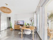 Dernier Étage - 2 Pièces - 44m² - Quartier Calme