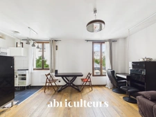 Appartement 2 pièces traversant en vente à Saint-Denis 93210