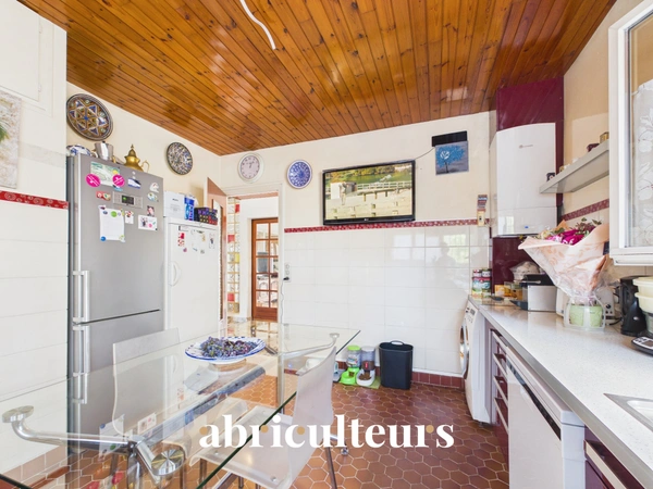 Appartement duplex 125m²  avec balcon, parking et cave en vente à Argenteuil 95100