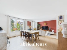 EXCLUSIVITÉ – Appartement familial traversant  secteur prisé