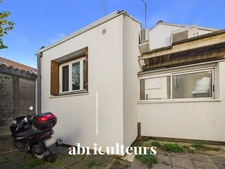 Colombes (92700) – Maison de 46 m² avec terrasse, cour privative et pompe à chaleur