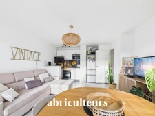 Dernier Étage - 2 Pièces - 44m² - Quartier Calme