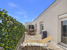 Vente Appartement 2 Pièces 37 m² Terrasse 31 m² Dernier Étage en vente à Rueil-Malmaison (92500)