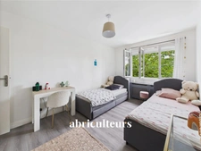 COUP DE CŒUR<span></span>Maison familiale rénovée avec jardin, terrasses, piscine et sous-sol