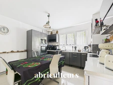 Maison<span></span>263 m²<span></span>10 pièces<span></span>Enghien-les-Bains Rue des Thermes