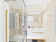 Appartement 4 pièces 76 m² avec loggia, parking et cave — Argenteuil