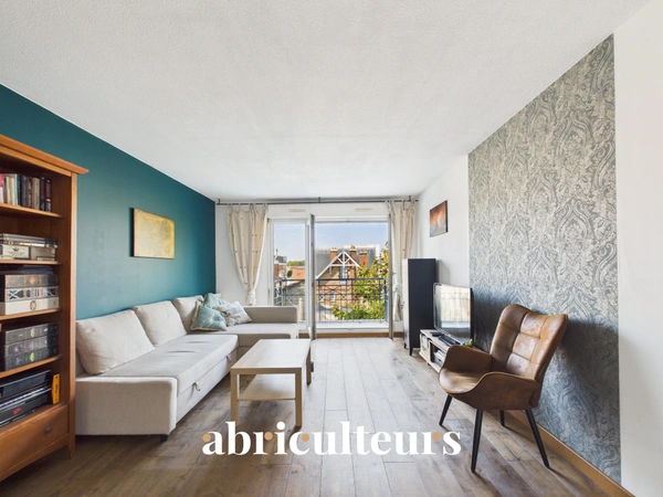 Appartement 3 pièces dernier étage avec balcon sans vis-à-vis en vente à Argenteuil 95100