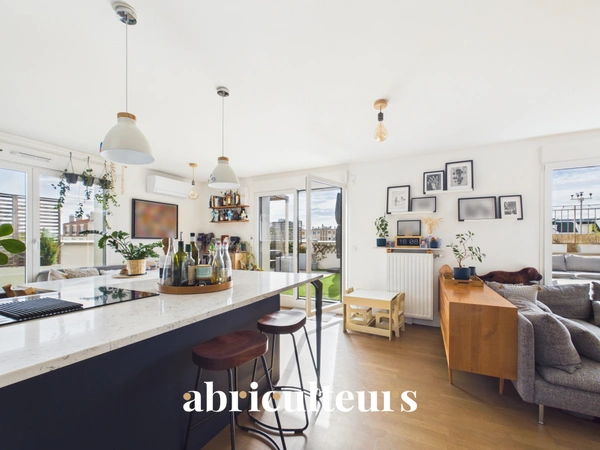 Duplex familial 4/5 pièces de 120 m² avec terrasses — dernier étages — Asnières-sur-Seine