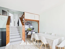 Appartement T3 Duplex<span></span>Dernier étage avec vue dégagée<span></span>Proche Tramway T2 Pont de Bezons