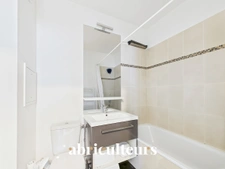 Appartement duplex avec terrasse, 2 parkings en vente à Eaubonne 95600