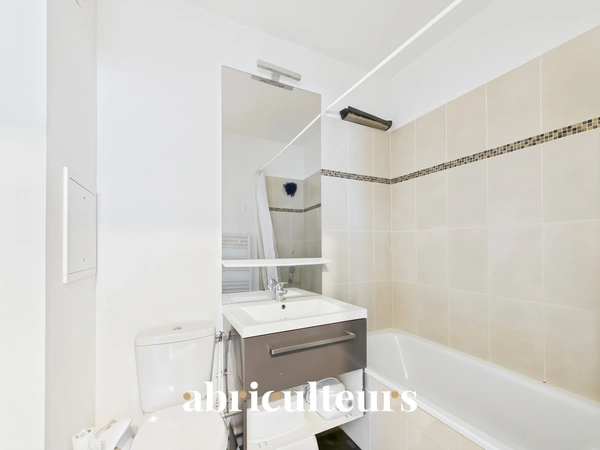 Appartement duplex avec terrasse, 2 parkings en vente à Eaubonne 95600