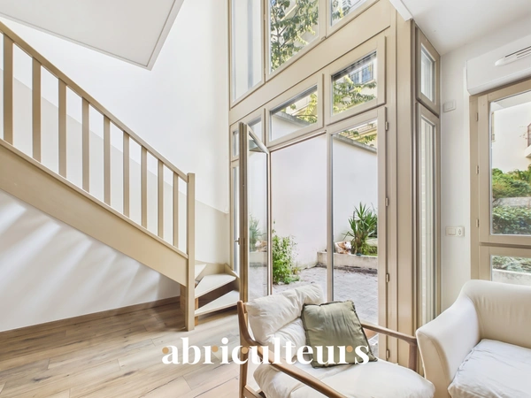 Appartement duplex avec terrasse, 2 parkings en vente à Eaubonne 95600
