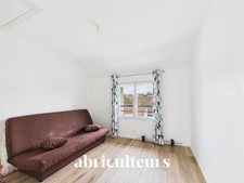 Maison familiale rénovée<span></span>107 m²<span></span>7 pièces<span></span>Jardin & garage<span></span>Argenteuil (95100)