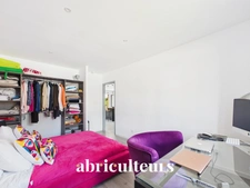 Maison d'architecte récente de plain pied<span></span>vue dégagée sur nature