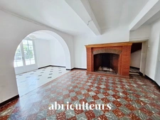 Grande maison familiale à rénover avec jardin et terrasse<span></span>Proche gare