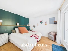 Belle maison idéale pour la famille avec grand jardin, terrasse et piscine en vente à Sautron (44880)