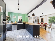 Très belle maison familiale à vendre à Sautron - Grand jardin, terrasse avec piscine, 4 chambres - Sautron 44880