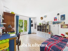 Belle maison idéale pour la famille avec grand jardin, terrasse et piscine en vente à Sautron (44880)