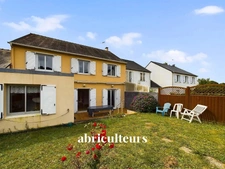 Maison familiale 5 chb au cœur d'un environnement paisible<span></span>140m², 5 grandes chambres et un jardin bien exposé<span></span>rue du Mékong à Saint-Herblain 44800